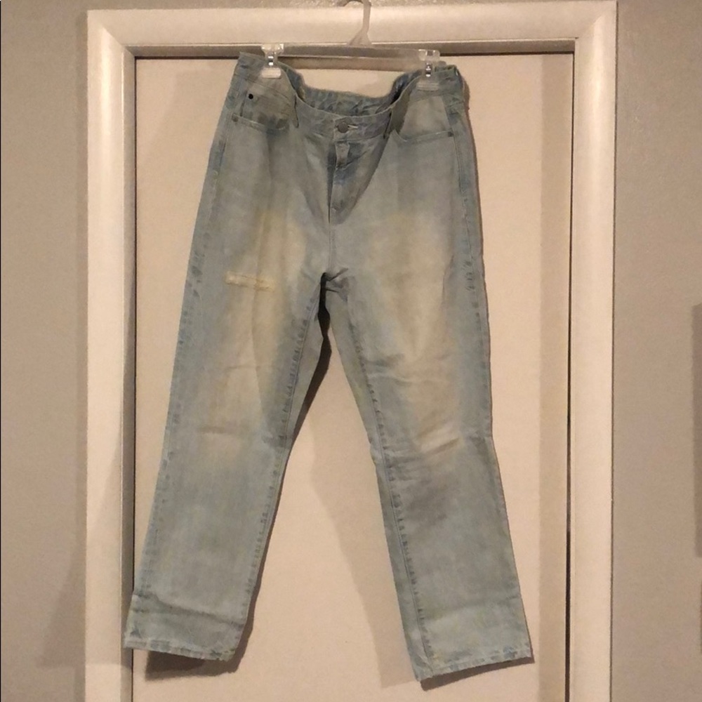 GAP Midrise Straight Leg Crop Jean